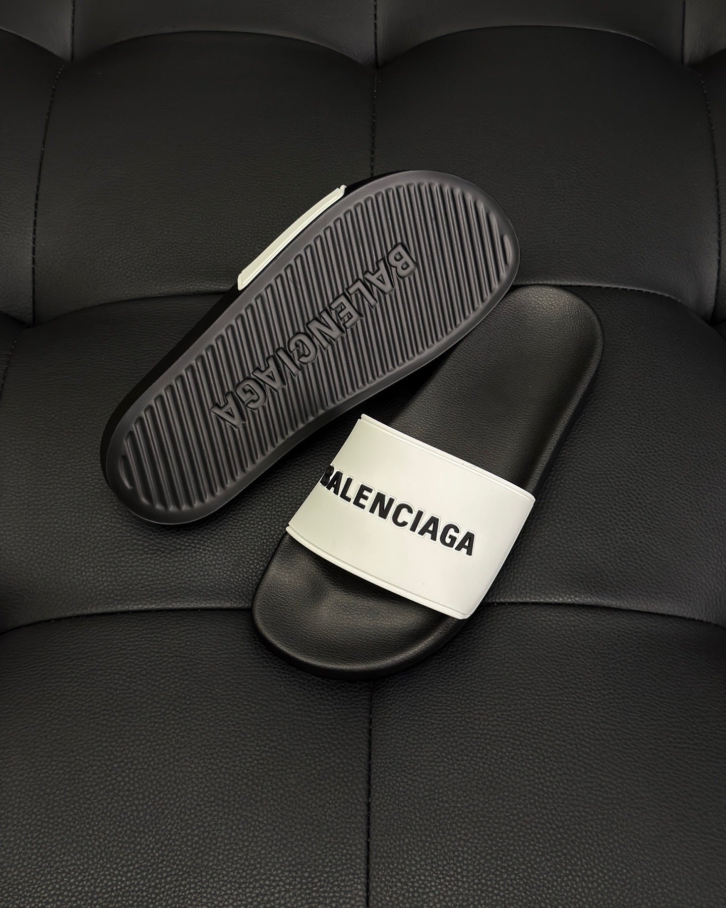 Balenciaga Pool Slide "Black-White"