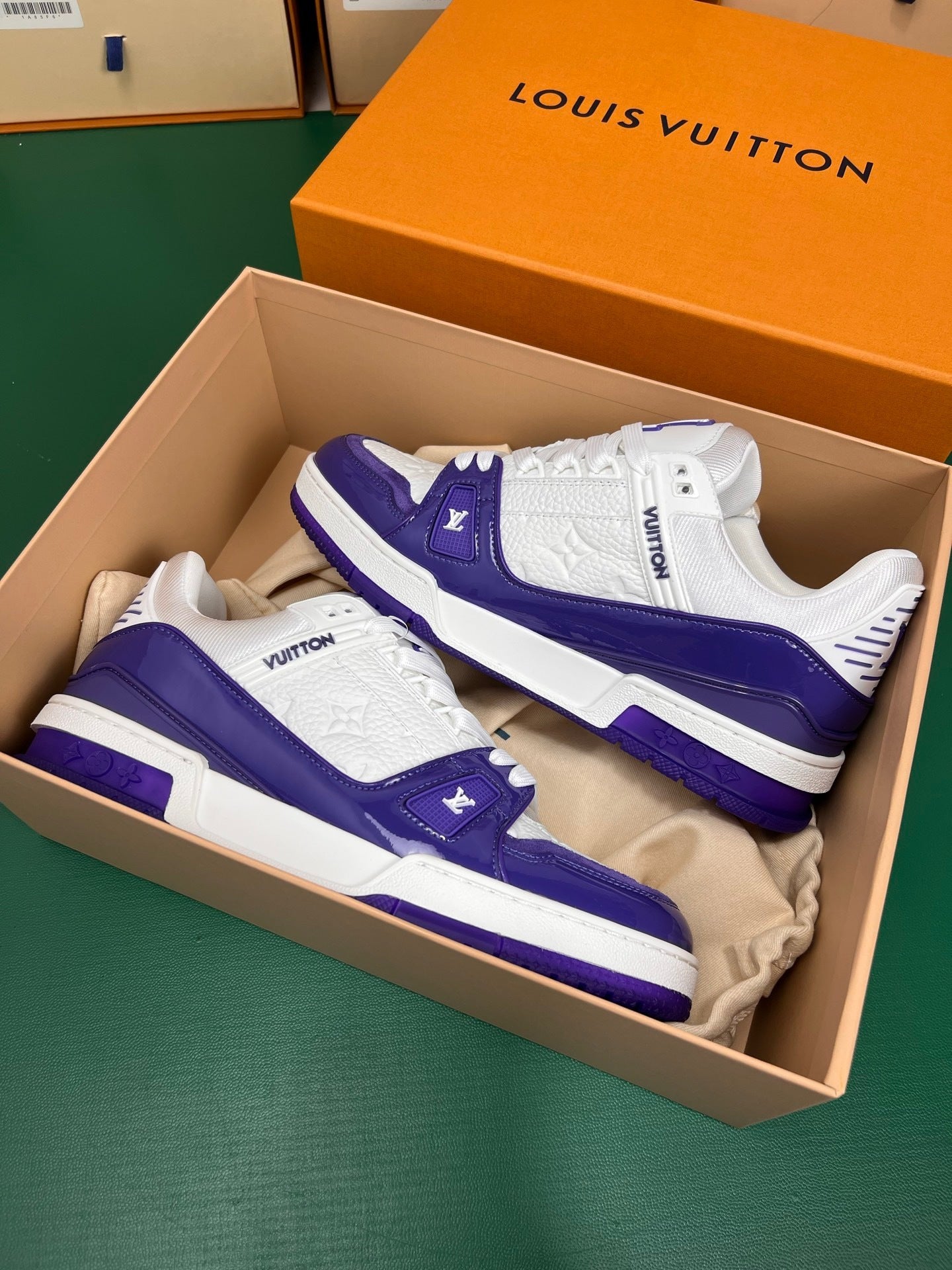Louis Vuitton LV Trainers "Purple-White"