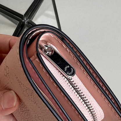 Louis Vuitton Cléa Wallet "Mahina Leather"