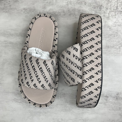 Balenciaga Slides "Beige-Black"