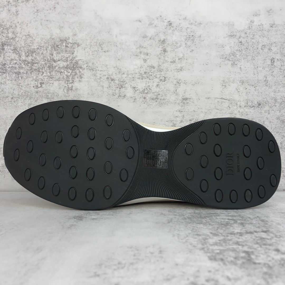 Dior B25 "Beige-White"