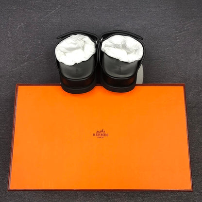 Hermes Chypre Sandal "Black"