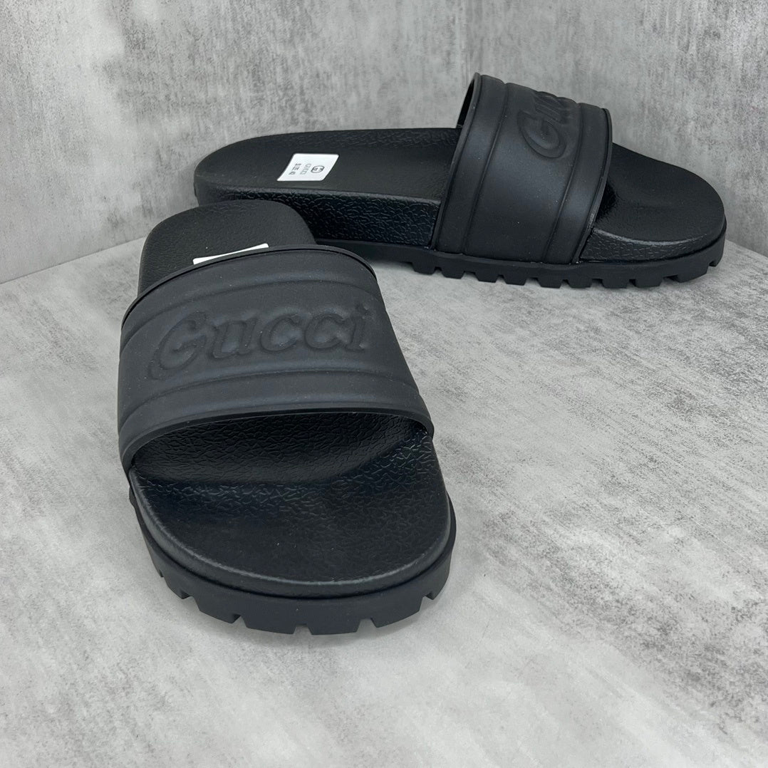 Gucci Slides "Black"