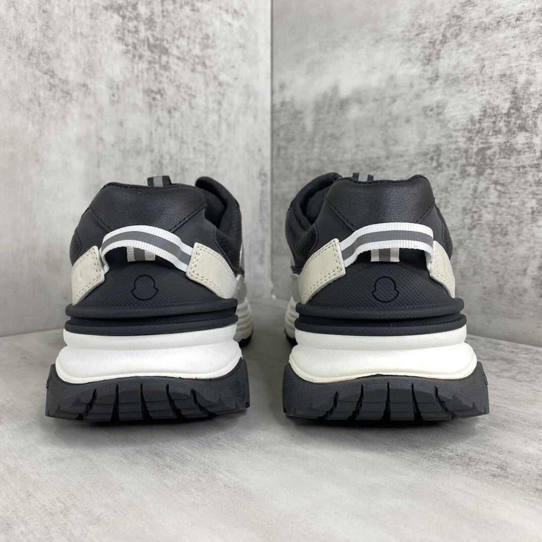 Moncler Lite Runners "Beige-Black"