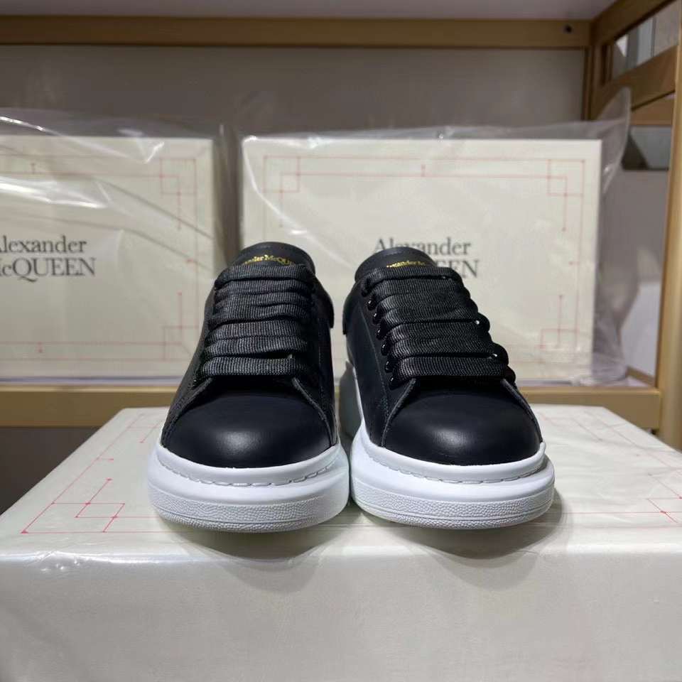 Alexander McQueen Oversized "Black-White Sole"