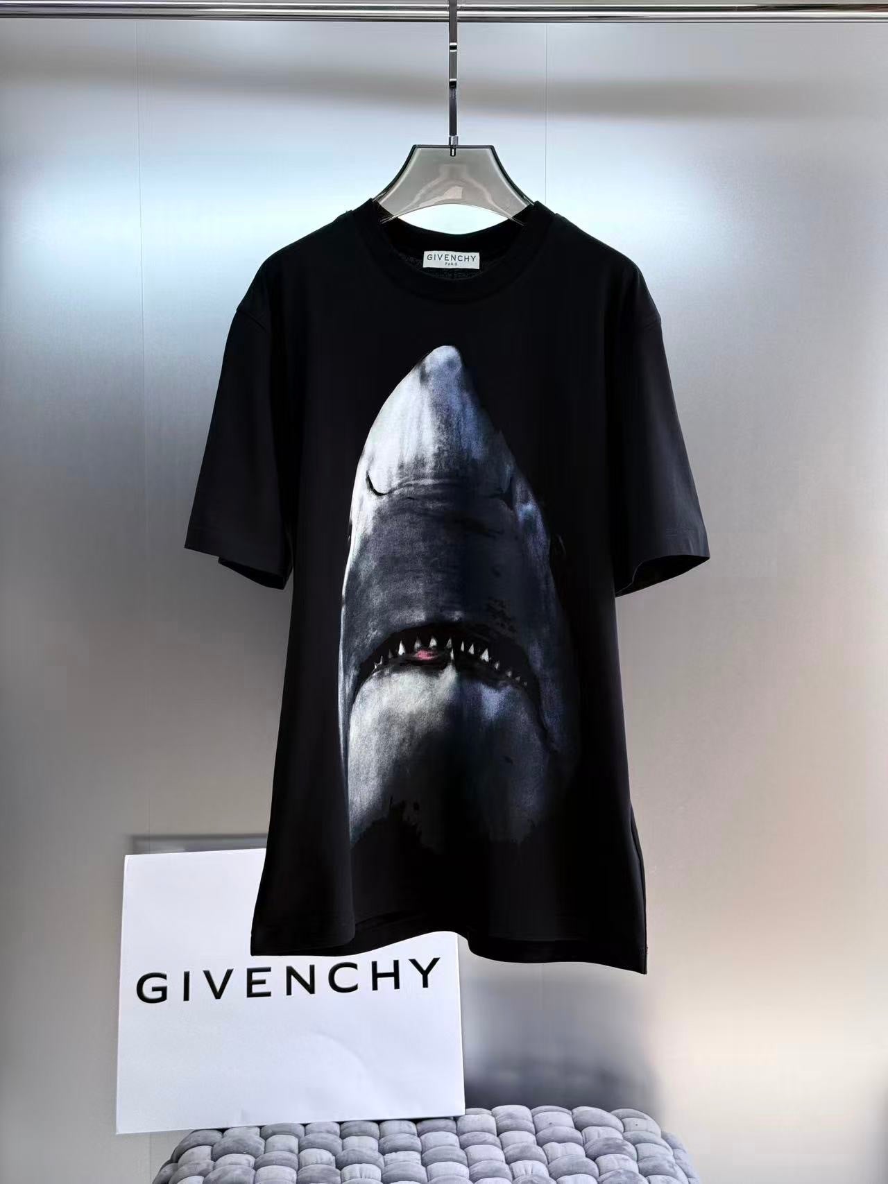 Givenchy Paris Shark Logo T-Shirt "Black"