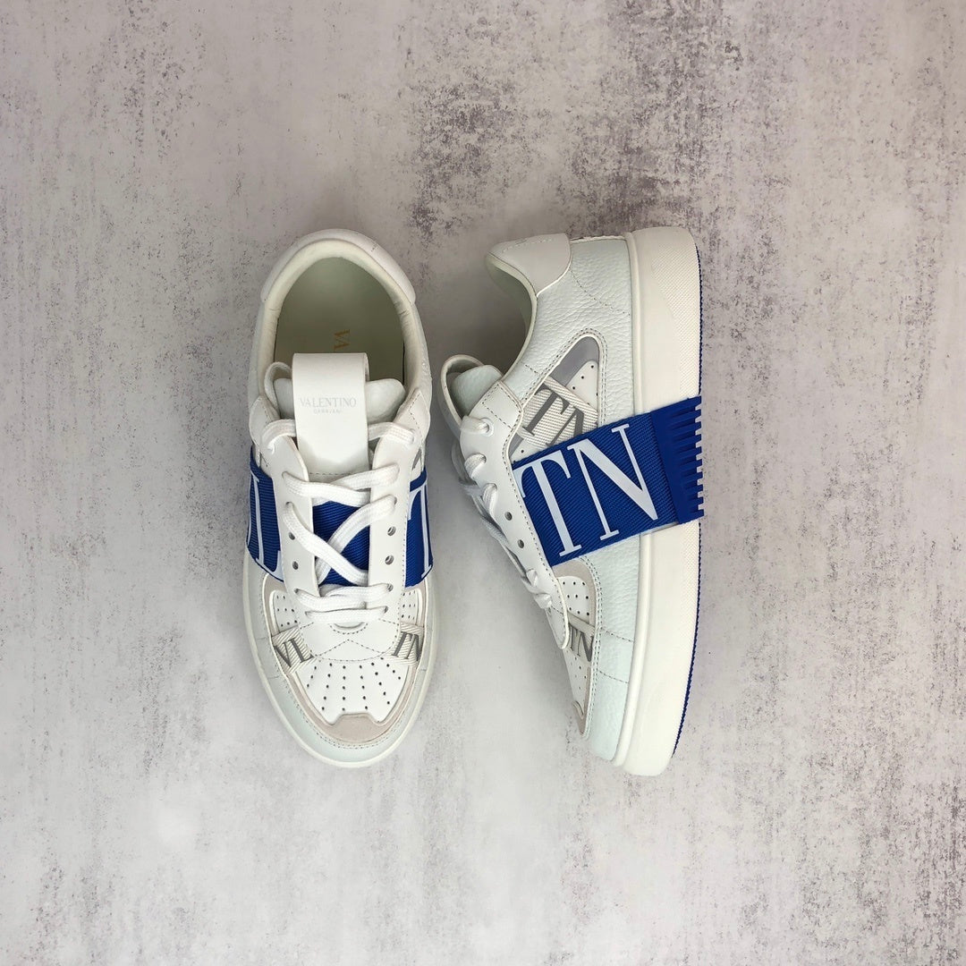 Valentino Garavani VL7N "White-Blue"