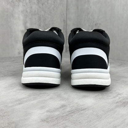 Chanel 22A "Black-White"