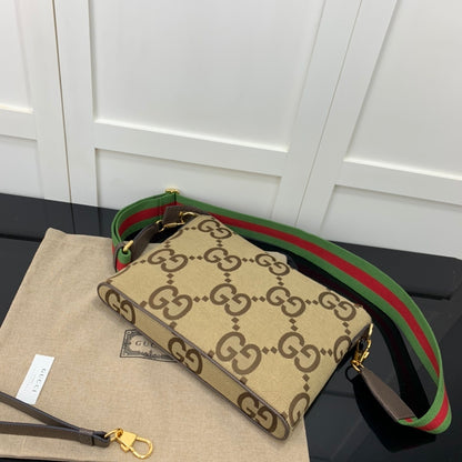 Gucci Jumbo GG Messenger Bag