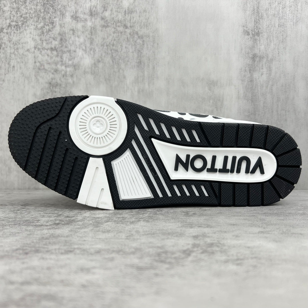 Louis Vuitton x Yayoi Kusama Trainers "Black-White"