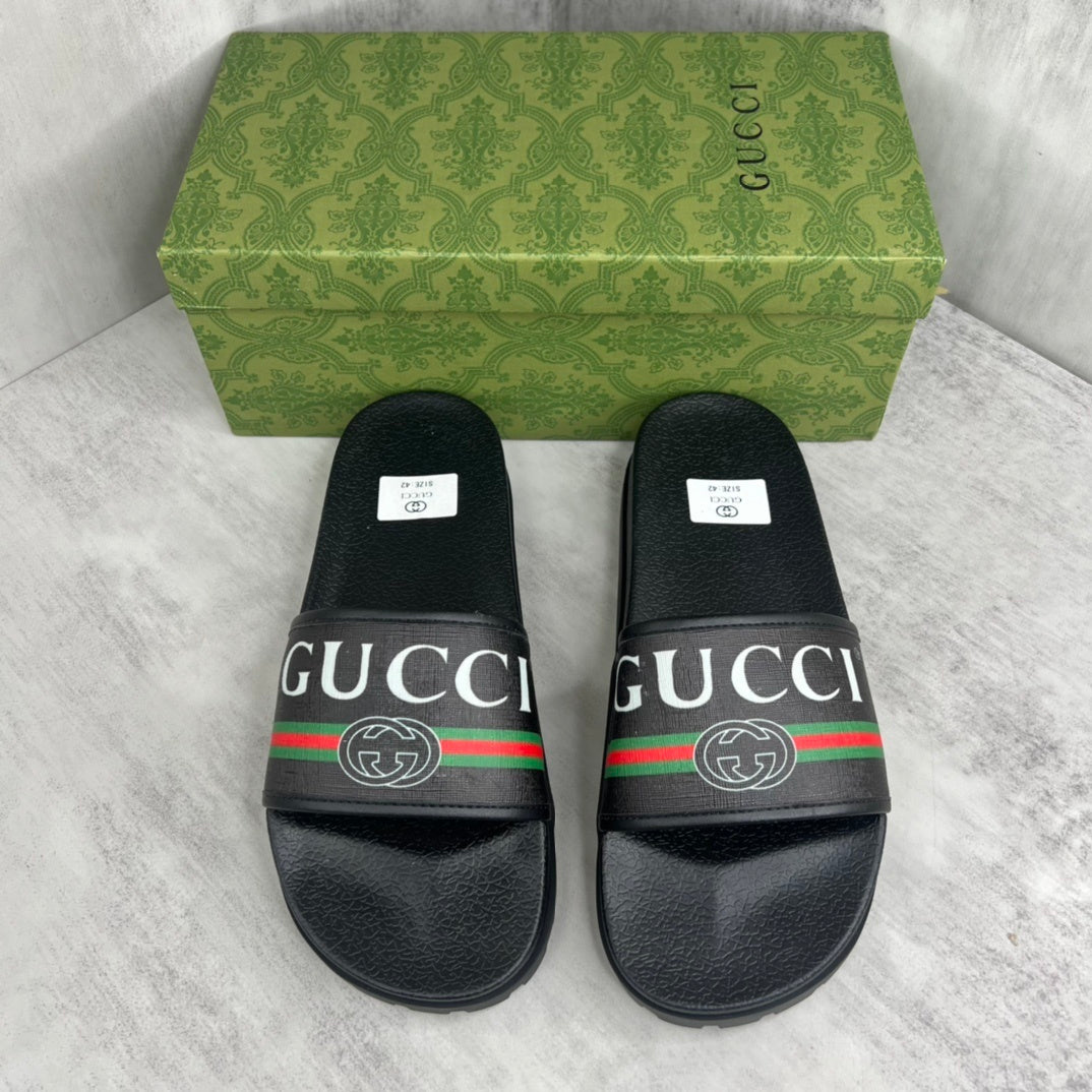 Gucci Slides "Black"