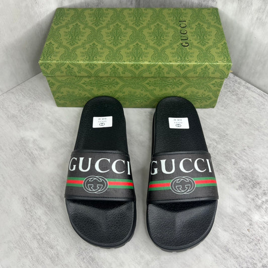 Gucci Slides "Black"