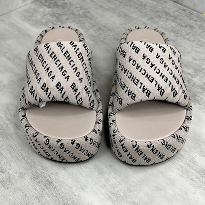 Balenciaga Slides "Beige-Black"
