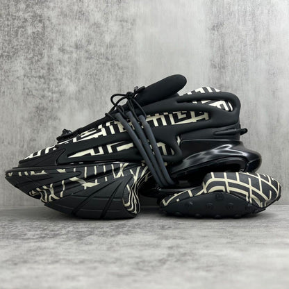 Balmain Unicorn "Black-White Print"