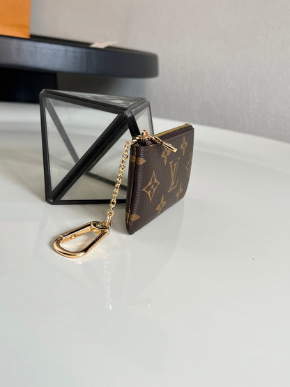 Louis Vuitton Key Pouch "Monogram Eclipse Canvas"