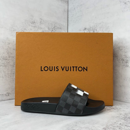 Louis Vuitton Slides "Black-White"