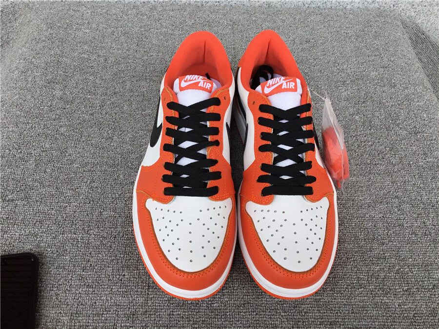 Air Jordan 1 Low OG "Starfish"