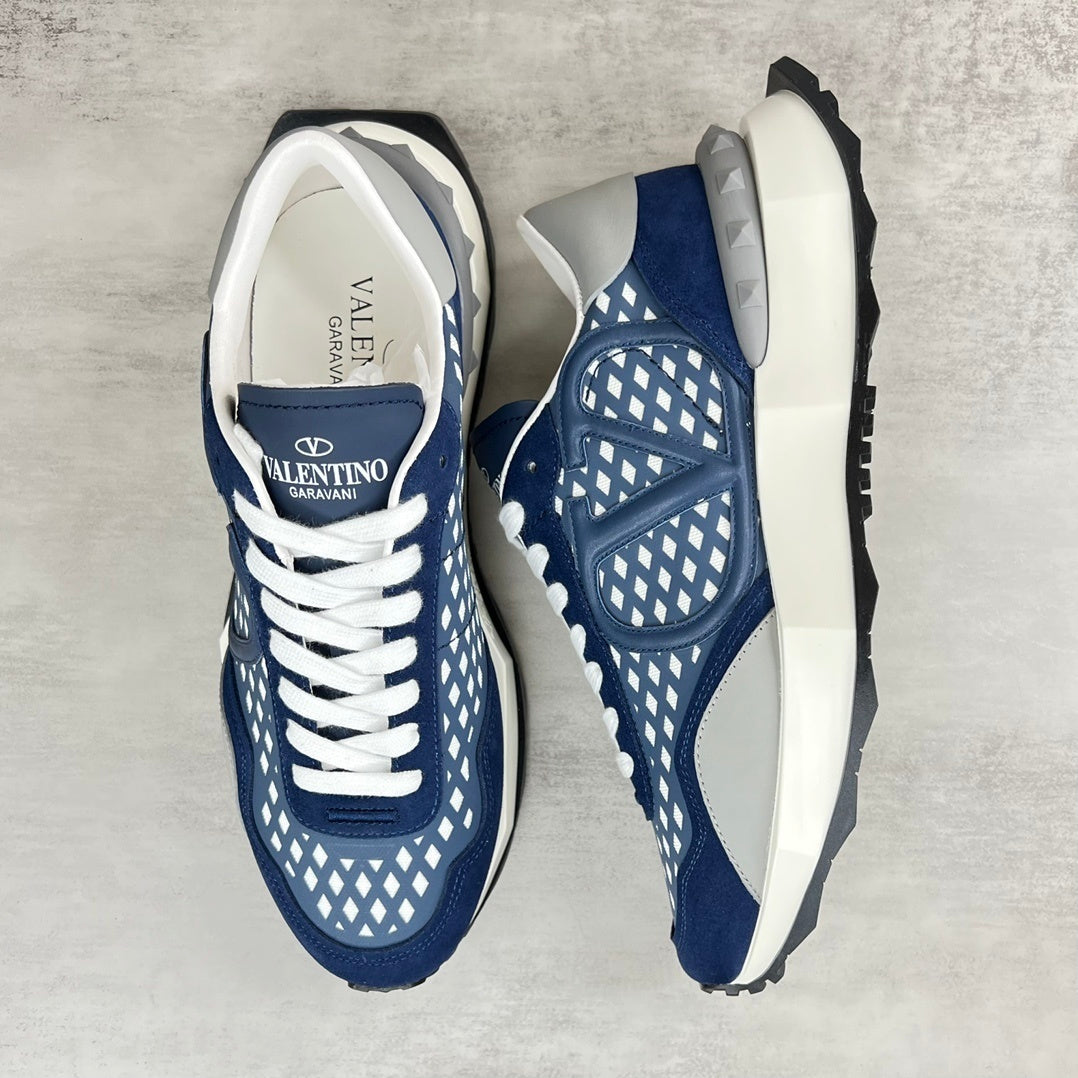Valentino Garavani Netrunner "Blue-White"