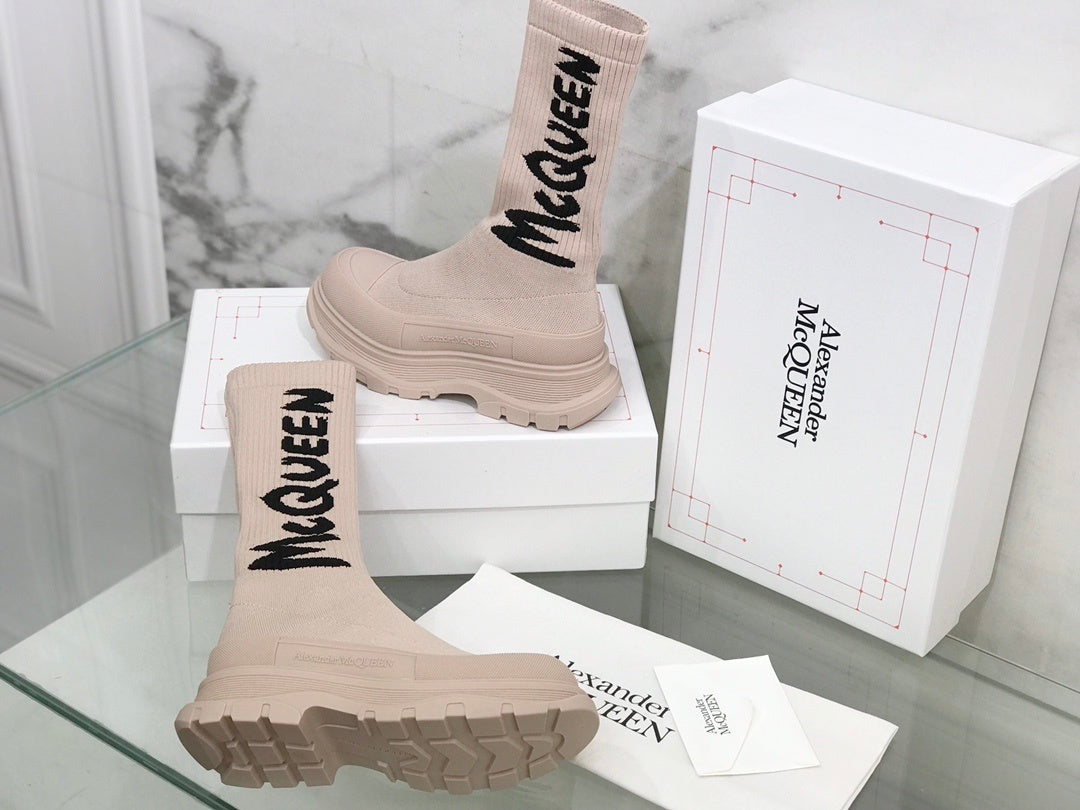 Alexander McQueen Tread Slick Boot "Ribbed Beige"