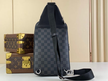 Louis Vuitton Avenue Slingbag