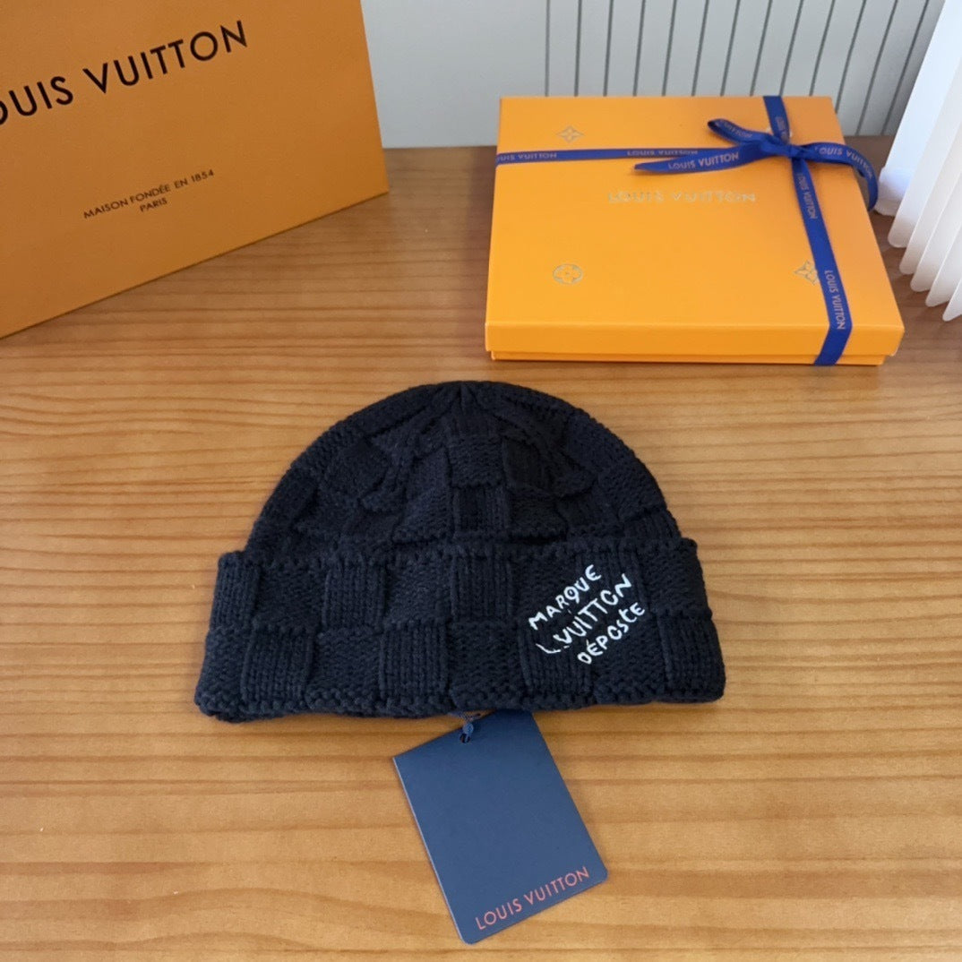 Louis Vuitton Damier Beanie "Black"