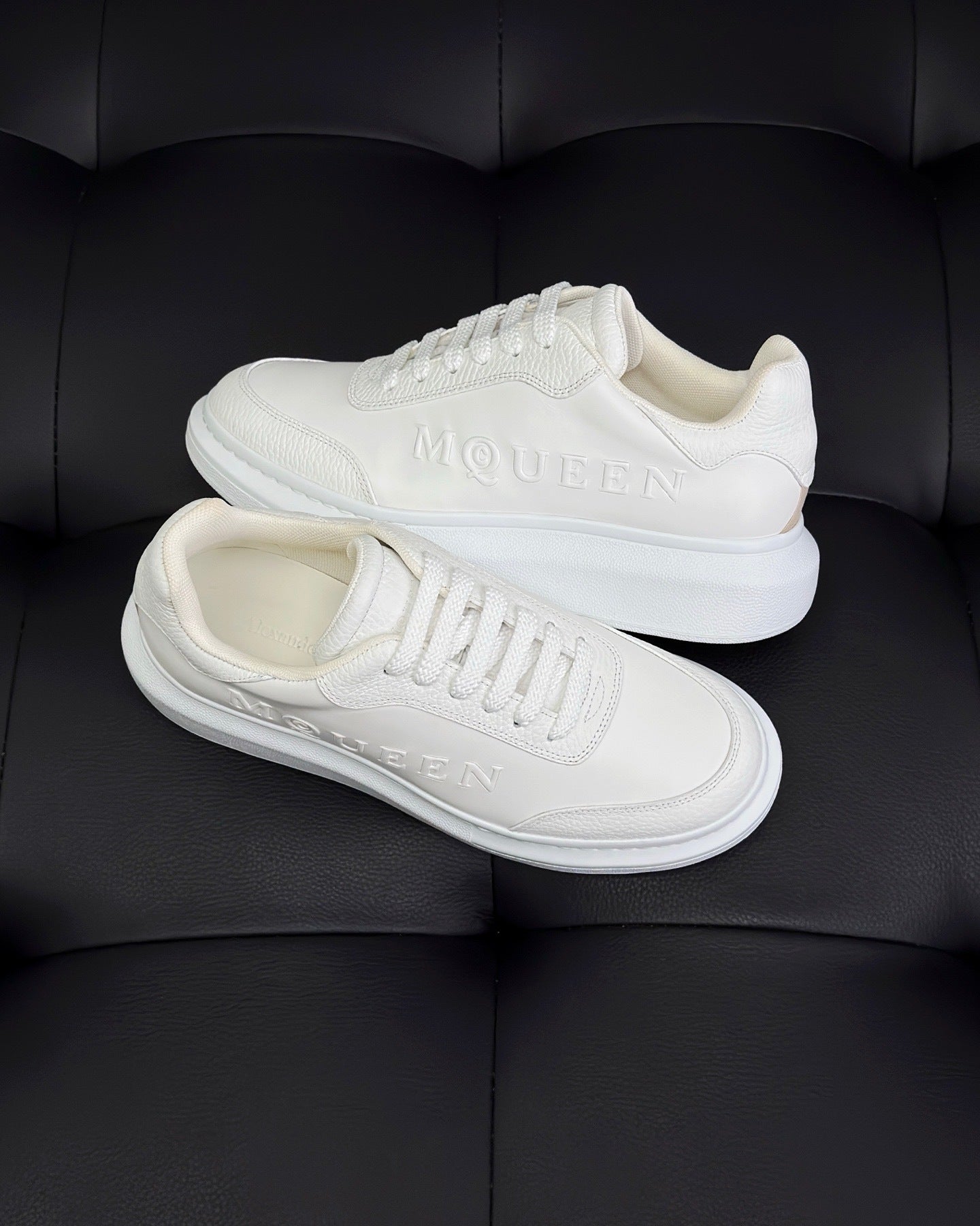 Alexander McQueen Oversized "White"