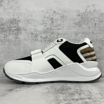 Burberry Ramsey "White-Black"