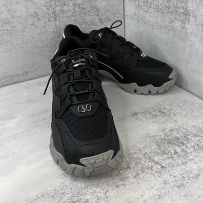 Valentino Garavani Climbers "Black"
