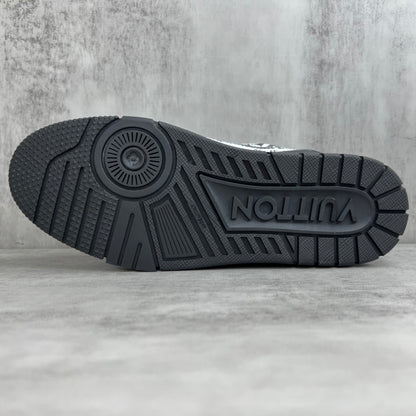 Louis Vuitton Trainers "Comic Motif Black-White"