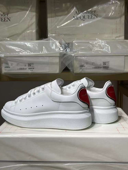 Alexander McQueen Oversized "White-Heart"