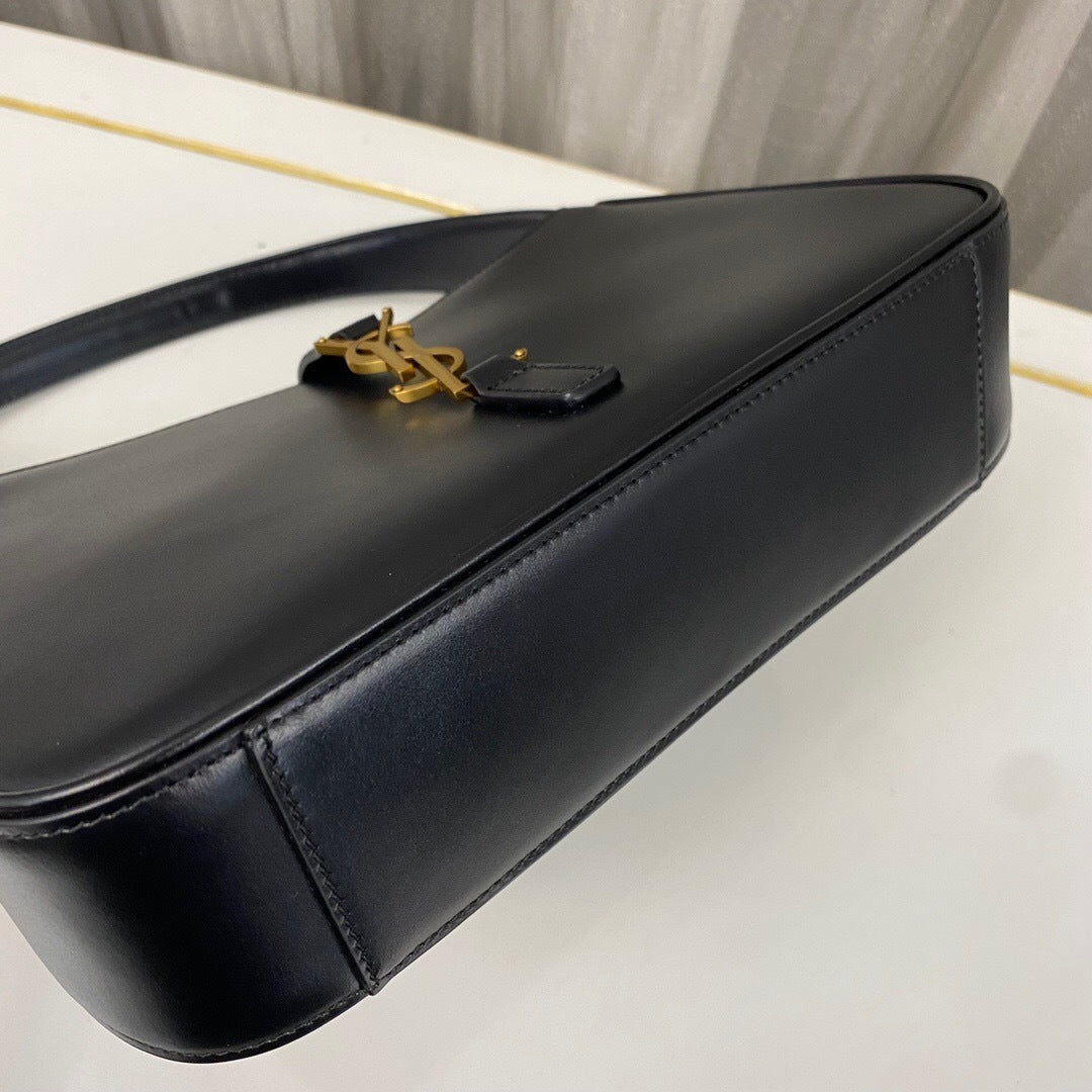 Saint Laurent le 5 à 7 in Smooth Leather