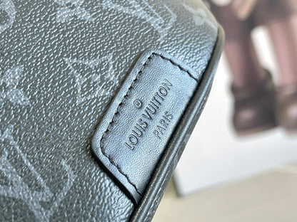Louis Vuitton Discovery Bumbag PM