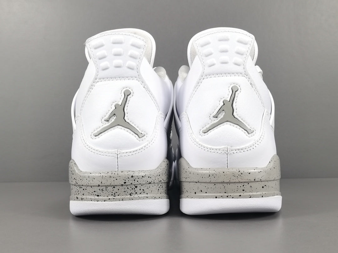 Air Jordan 4 Retro "White Oreo"