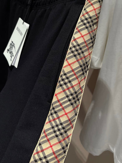 Burberry Check Trim Cotton Jogging Pants "Black"