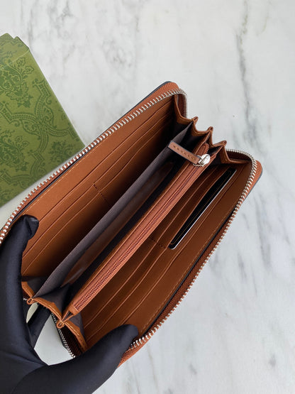 Gucci Zip Around Wallet