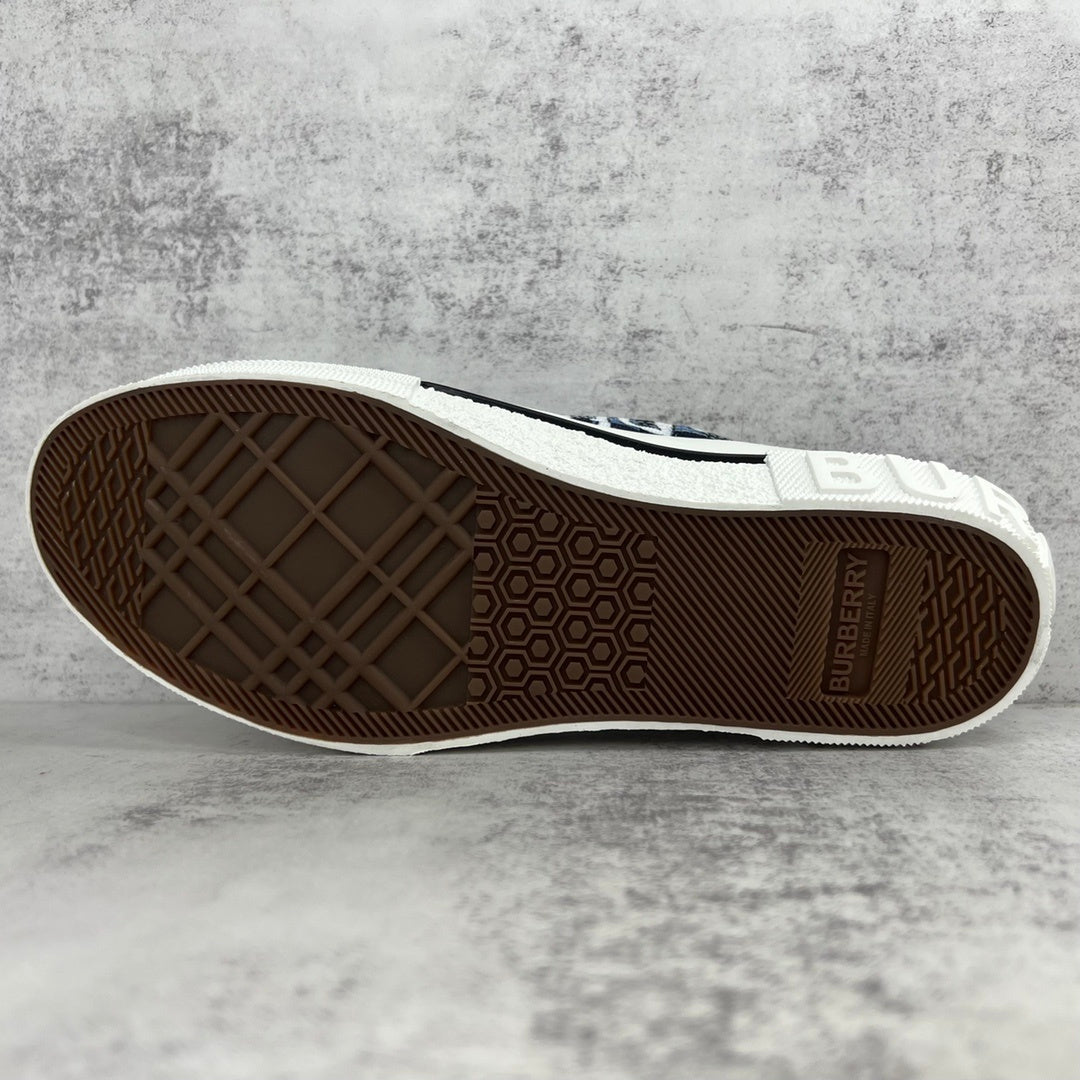 Burberry Slip-On "Blue-White Monogram"