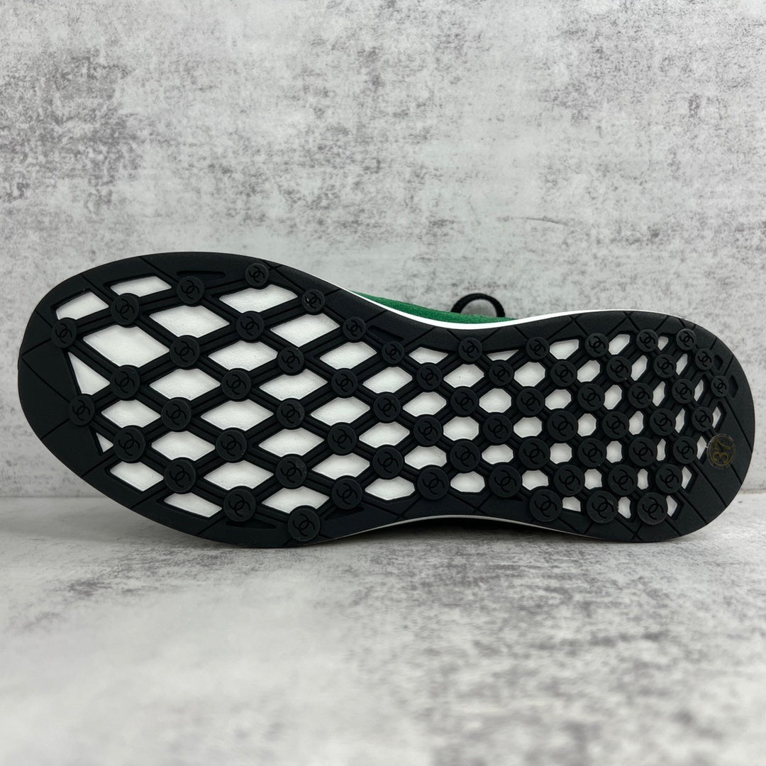 Chanel 22P Low "Green-Grey-Black"