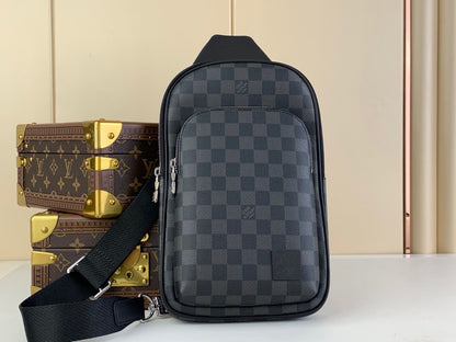 Louis Vuitton Avenue Slingbag