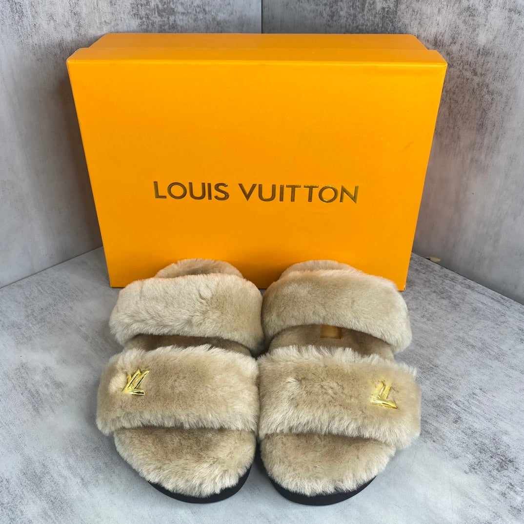 Louis Vuitton Fur Sandals "Beige-Black"