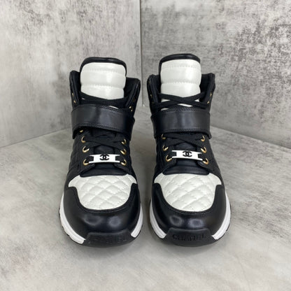 Chanel Interlocking CC High-Top Strap "Black-White"