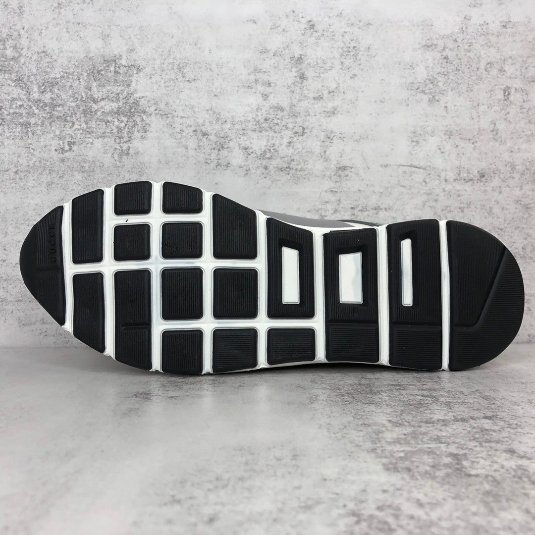 Gucci Interlokcing GG "Grey-White"