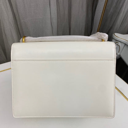 Saint Laurent Sunset Medium in Smooth Leather
