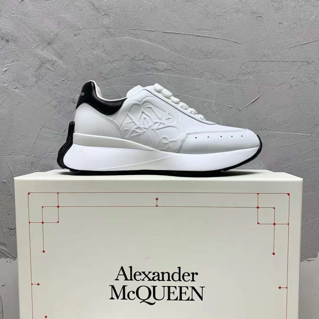 Alexander McQueen Sprint Runner "White-Black"