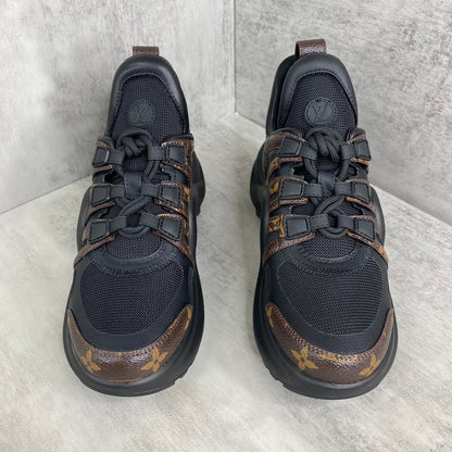 Louis Vuitton Arklight "Black-Brown"