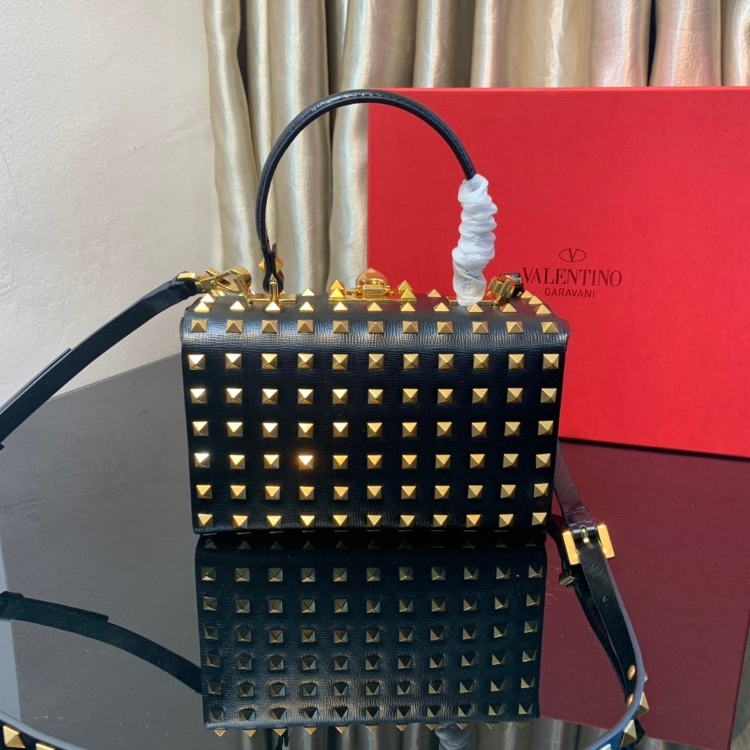 Valentino Garavani Rockstud Alcoce Bag
