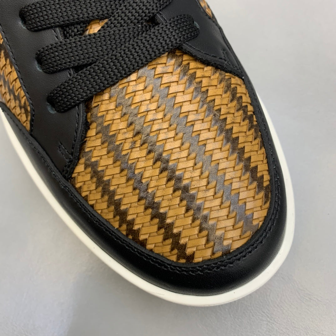 Bottega Veneta Intrecciato "Beige-Black"
