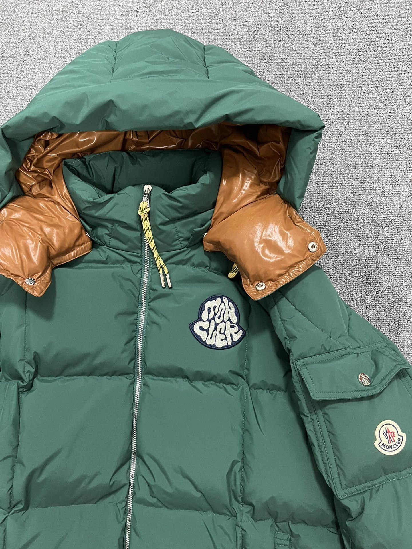 Moncler Mariveles Down Jacket "Green"