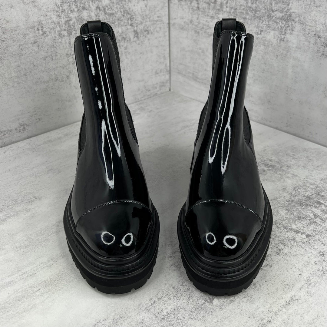 Chanel Chelsea Boots "Black Gloss"