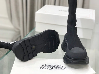 Alexander McQueen Tread Slick Boot "Ribbed Black"