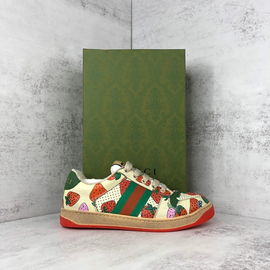 Gucci Screener "White Strawberry"